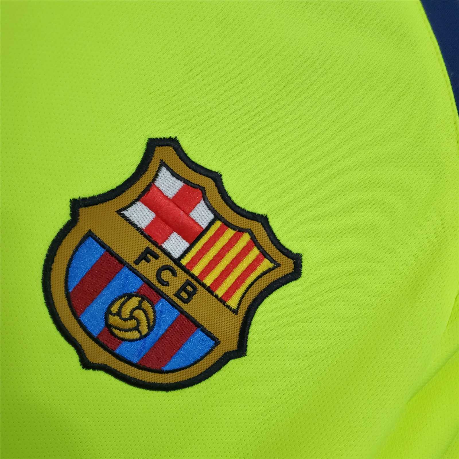 Ronaldinho Barcelona Away Shirt 2005/06
