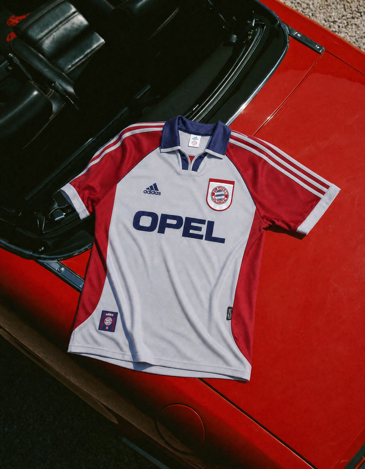 Bayern Munich 1998/99 Away Jersey
