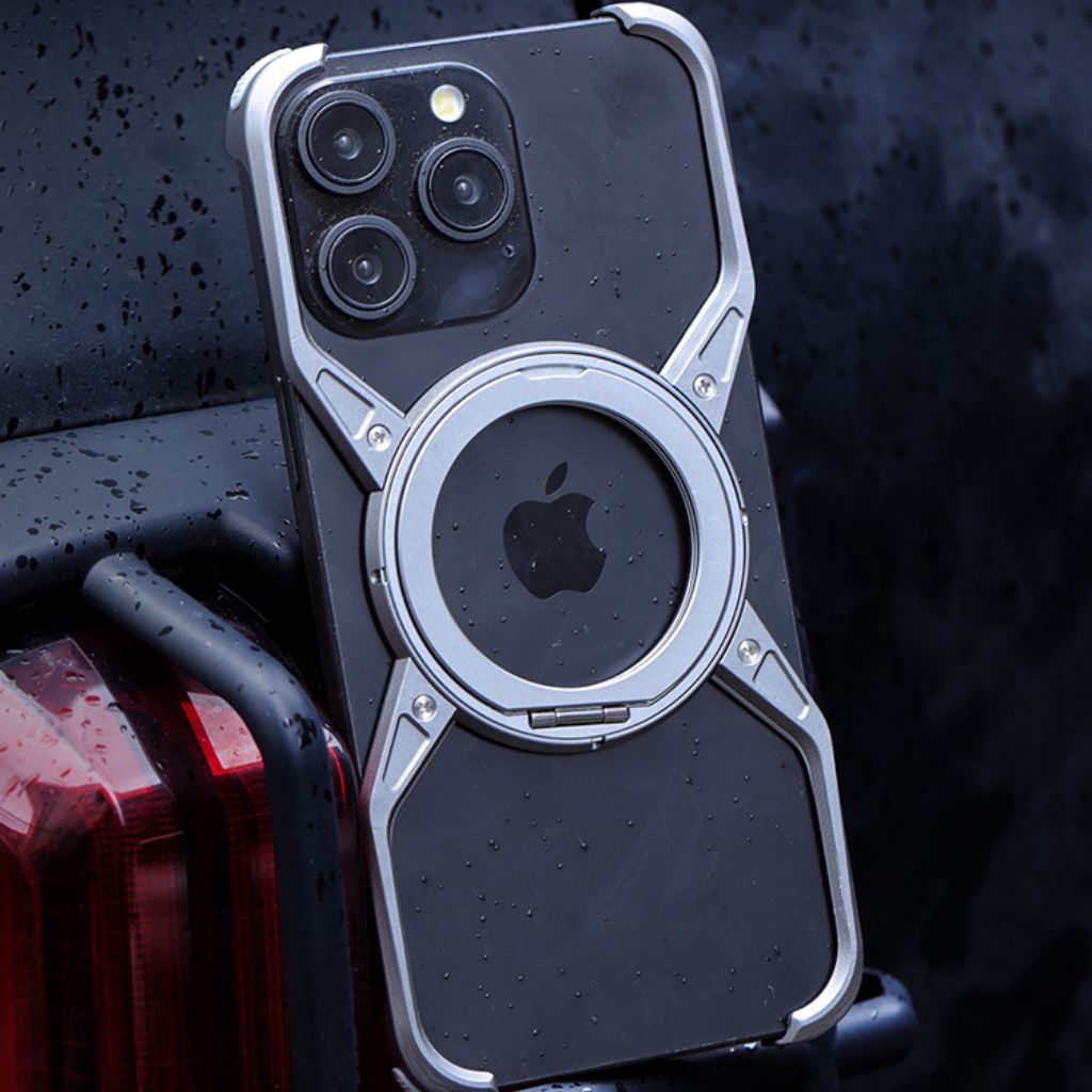 Minimal Magnetic Case for iPhone 2