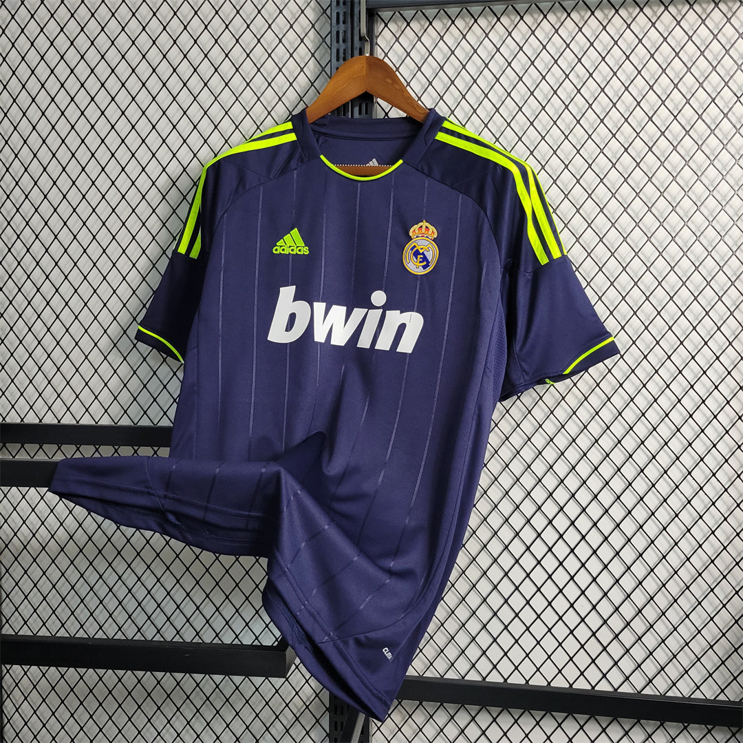 KakÃ¡ Real Madrid Away Jersey 2012/13