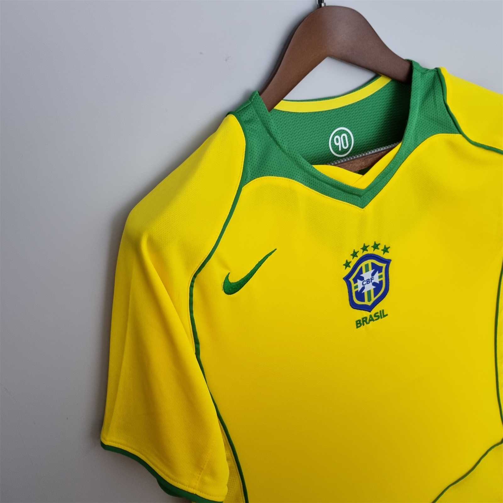 KakÃ¡ Brazil Home Jersey 2004