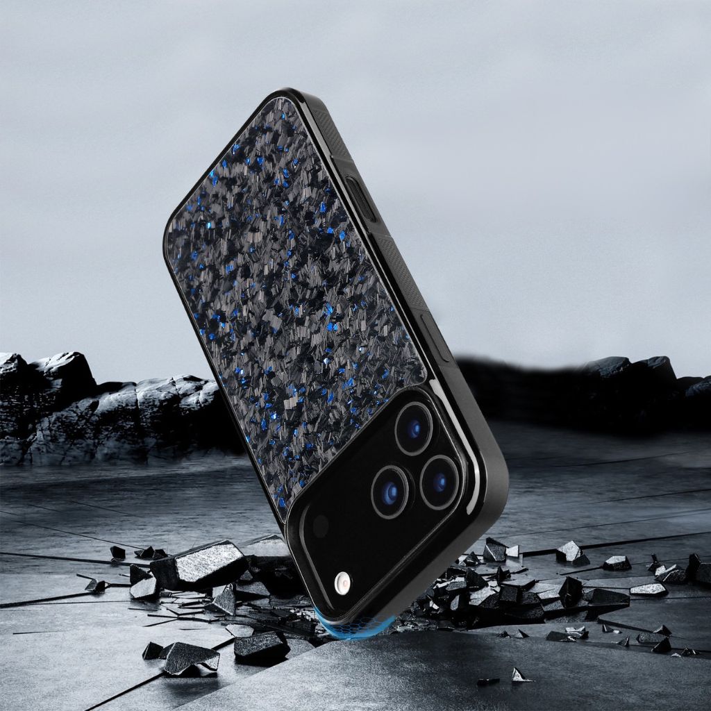 NOVAGEAR® CarbonEdge MagSafe