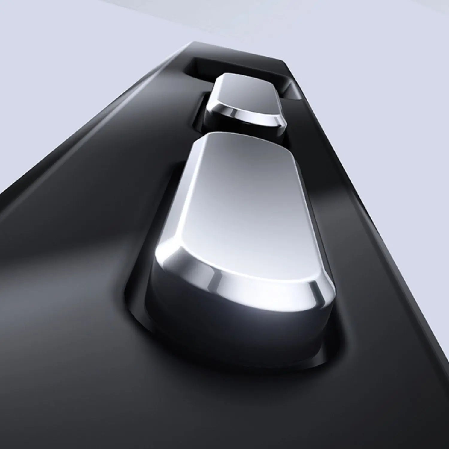 NOVAGEAR® SnapKick Case